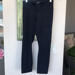 Workout Capri pants | Nike dri fit w/phone pocket